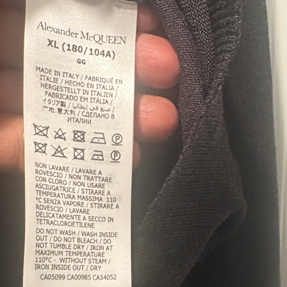 Alexander Mcqueen Black Skull Pattern Crewneck Sw… - image 3